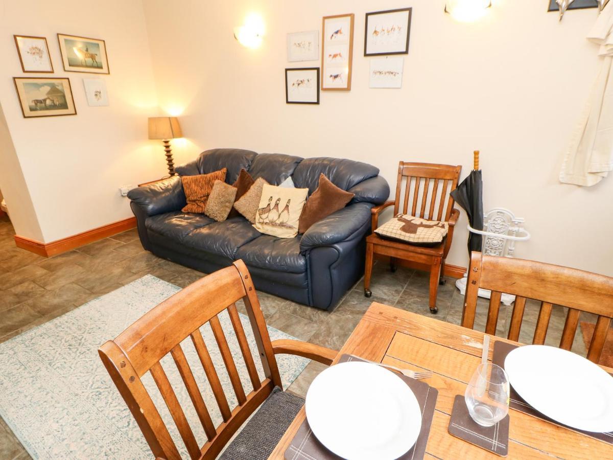 Hunter Cottage Холтуисъл Екстериор снимка